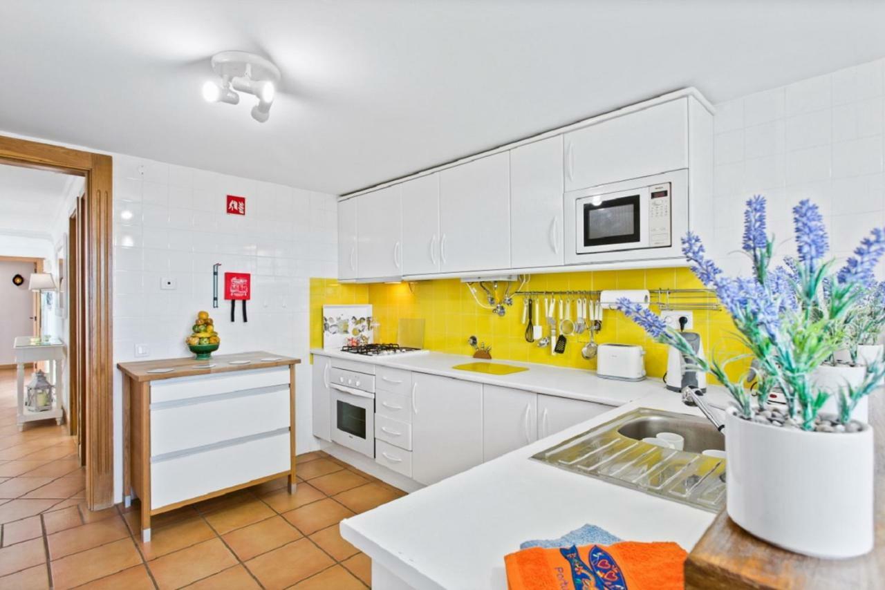 Superb, Relaxing And Tranquil 3 Bed In Algarve Apartment *